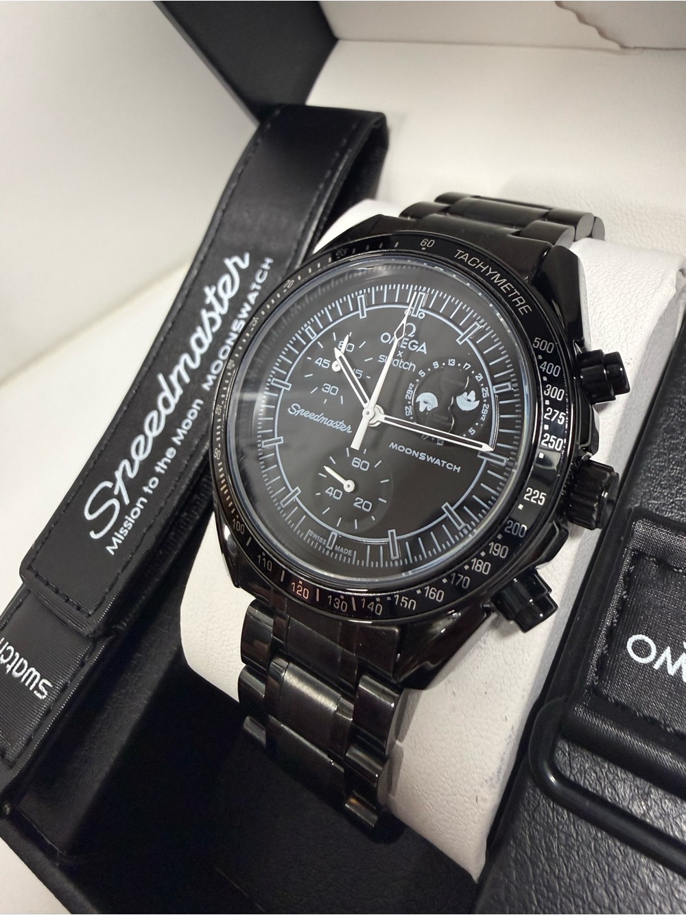 MoonSwatch MOD MISSION TO THE MOONPHASE - FULL MOON black/black